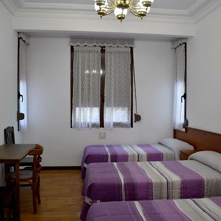 Hostal Oviedo Hotel León Kültér fotó