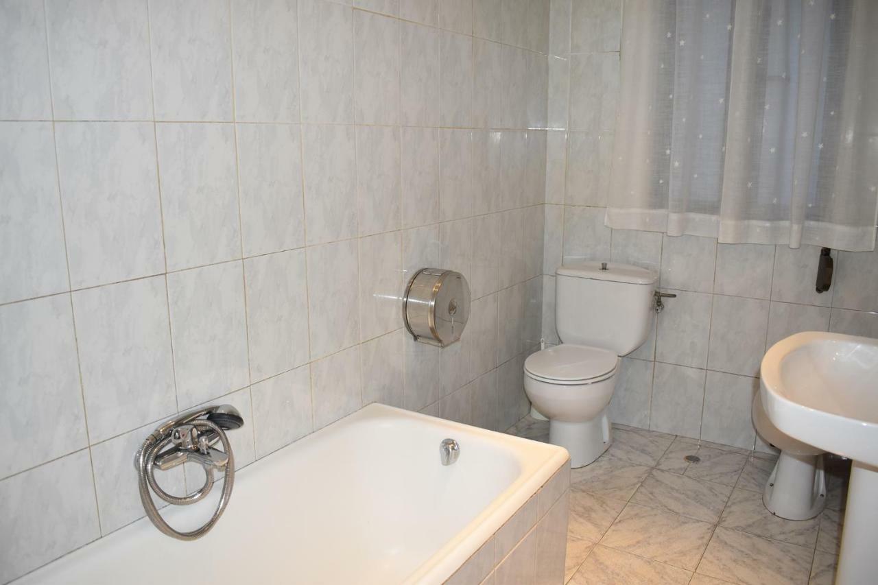 Hostal Oviedo Hotel León Kültér fotó