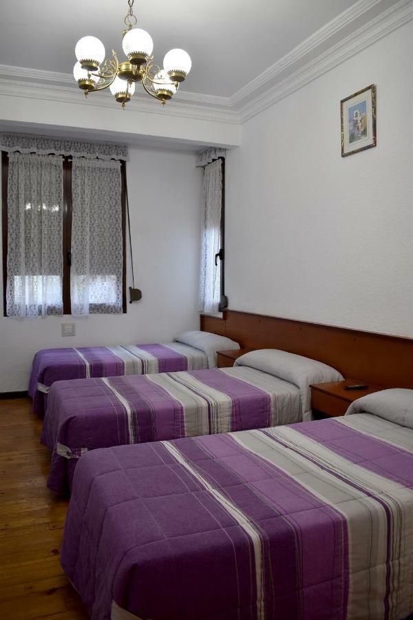 Hostal Oviedo Hotel León Kültér fotó