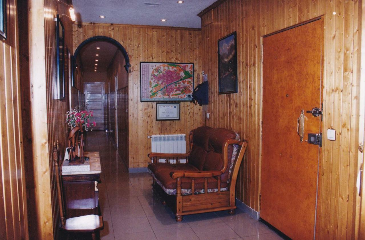Hostal Oviedo Hotel León Kültér fotó